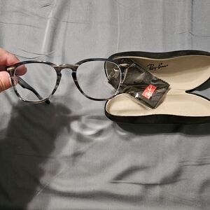 EUC Ray-Ban Tortoiseshell Glasses with Original Case